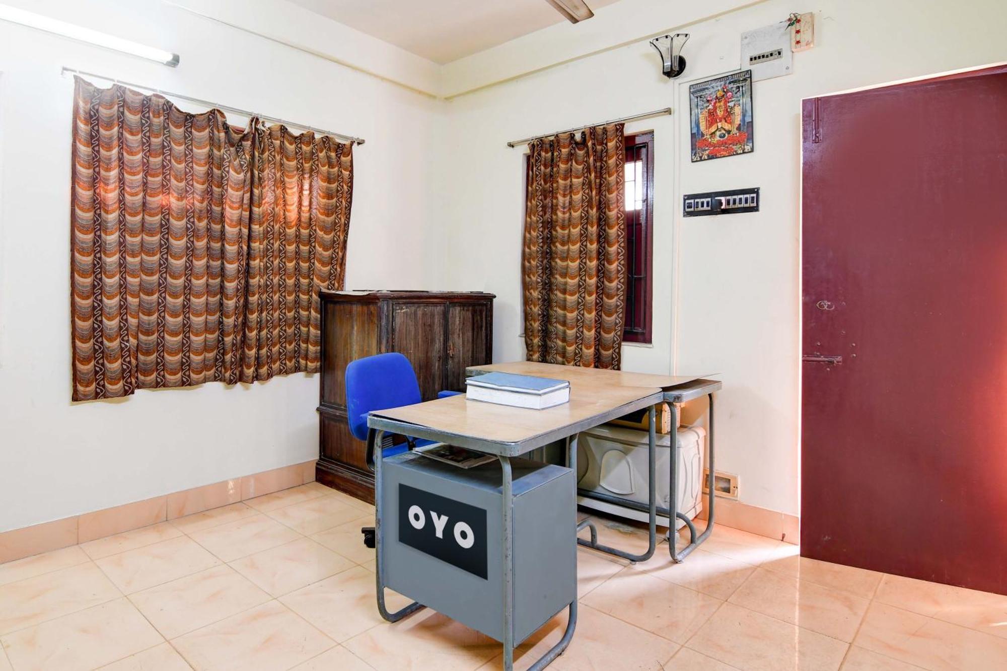 Oyo Simplex Guest House Behala 加尔各答 外观 照片